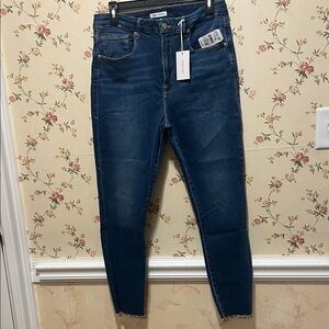 Nordstrom Good American Dark Blue Women’s Jeans Size 15/33